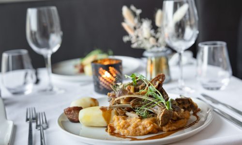 Dinner an Bord Hurtigruten