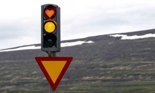 Ampel mit Herz auf Island Hurtigruten 2023