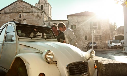 Oldtimer Ente in Frankreich