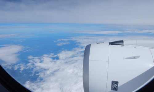 Rückflug Blick aus Flugzeug-Fenster
